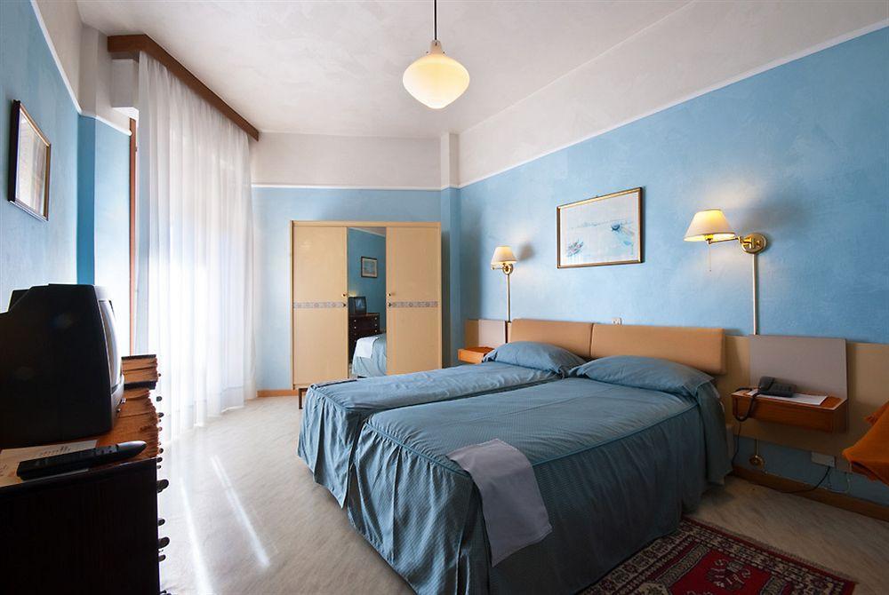 Hotel Universo Lido di Jesolo Luaran gambar