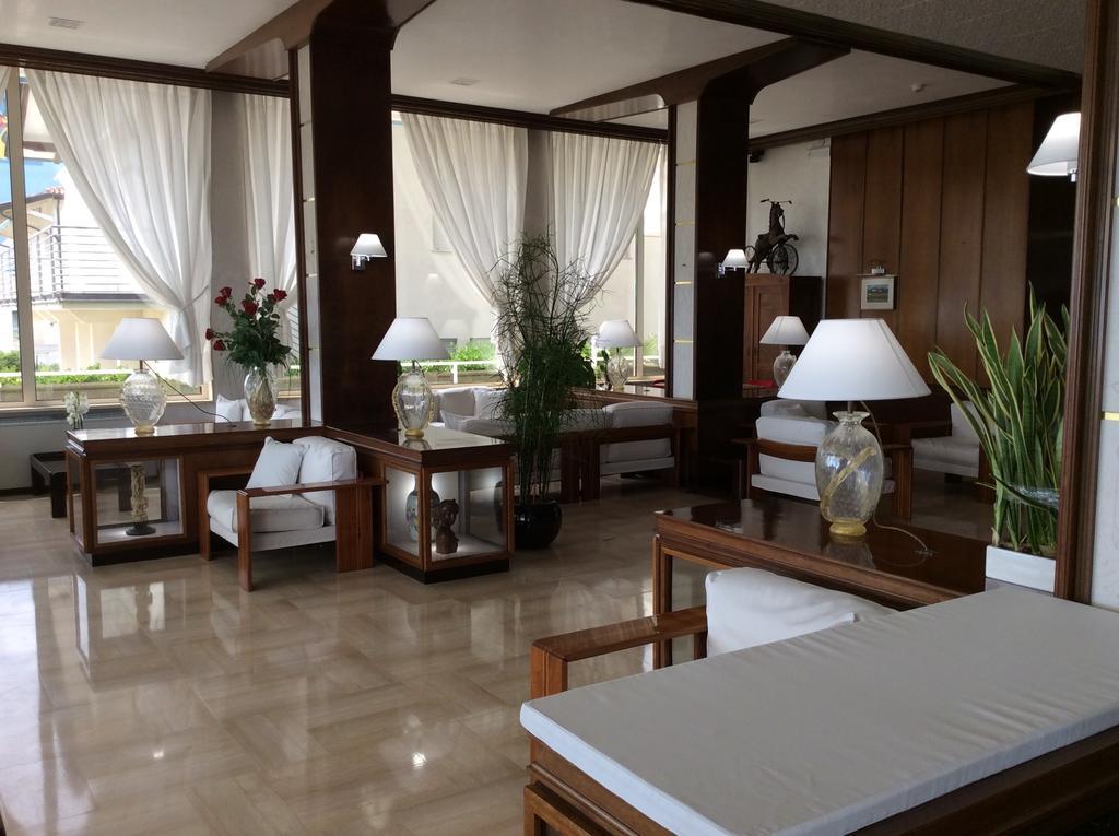 Hotel Universo Lido di Jesolo Luaran gambar