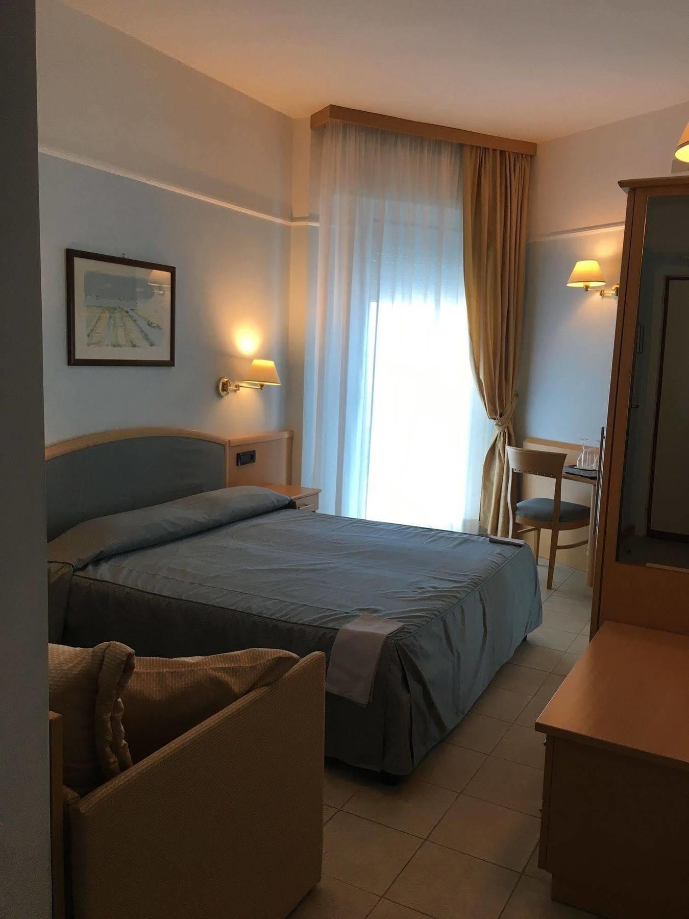 Hotel Universo Lido di Jesolo Luaran gambar